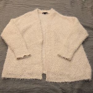 LIKE NEW || Lane Bryant, size 18/20 || Cream Textured Women's Cardigan